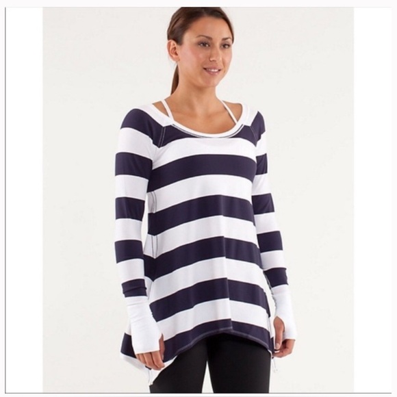 Womens navy white lululemon rehearsal long sleeve size 10 - Picture 1 of 6